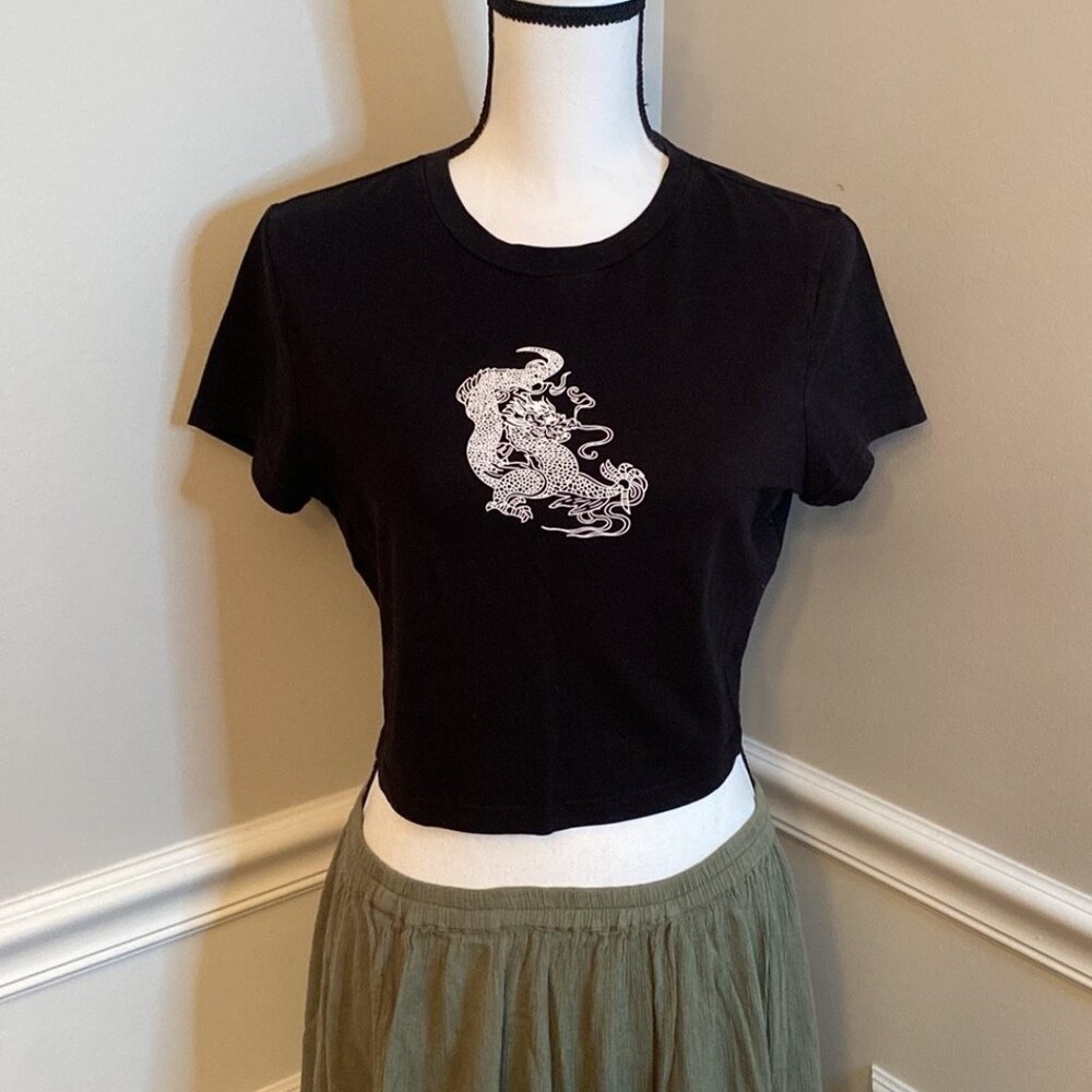 Black Dragon Babydoll Crop Top size X Large juniors